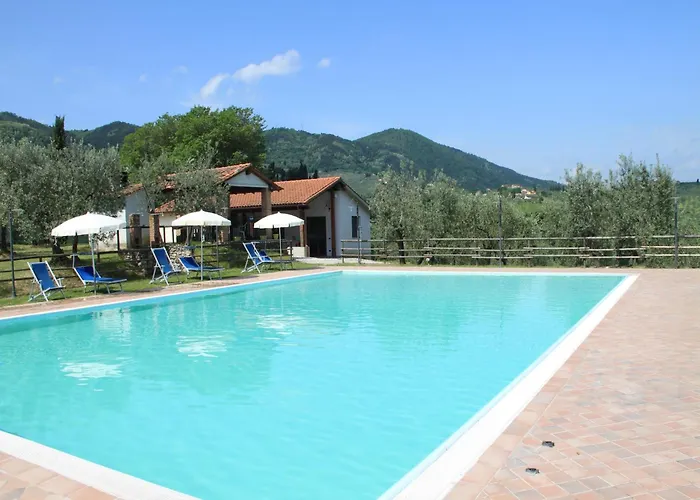 Tuscan Heaven Vinci And Pistoia